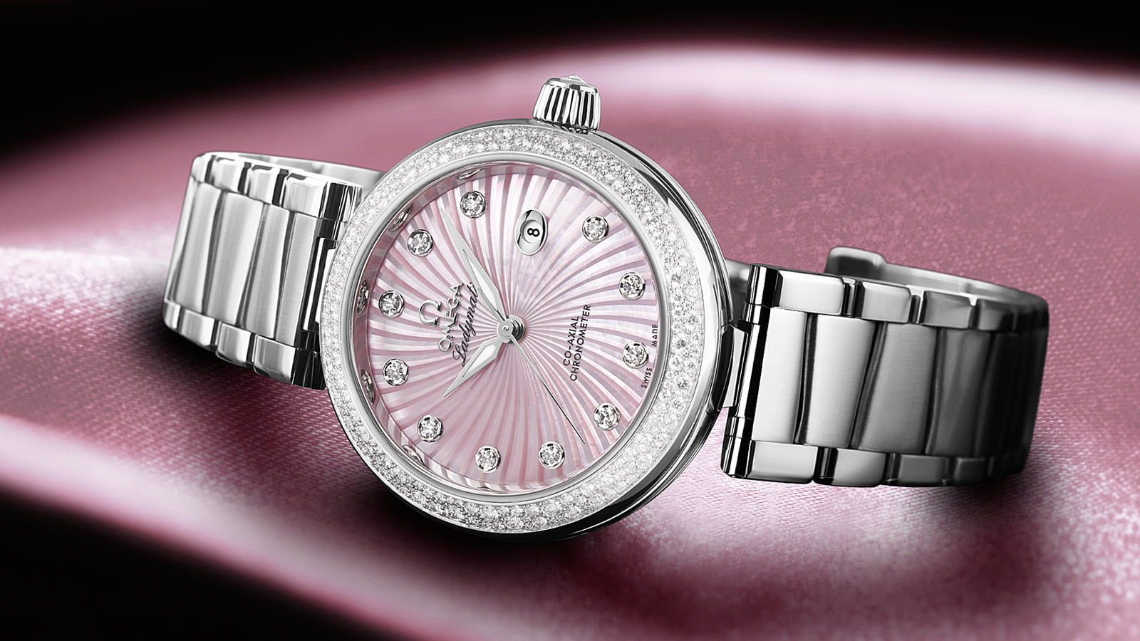 Đồng hồ Omega Ladymatic Pink Dial Mặt số hồng